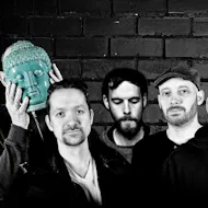 Tom Hingley & The Kar-Pets at The Bungalow Bar