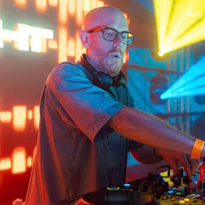 Love Dose NYE with Tom Wainwright