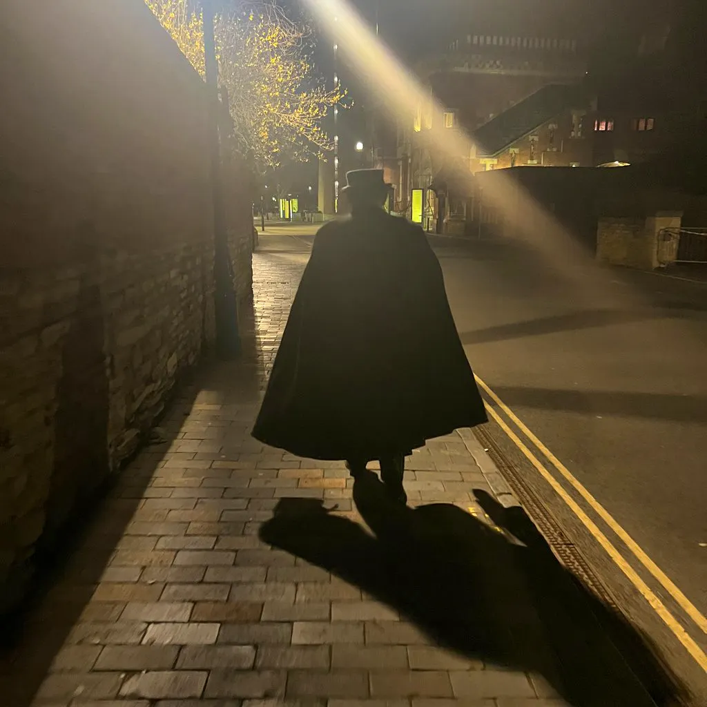 Stratford Ghost Walk at Swan Fountain On Waterside