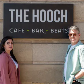 Kerry Green & Les Watts @ The Hooch (7.45pm show)