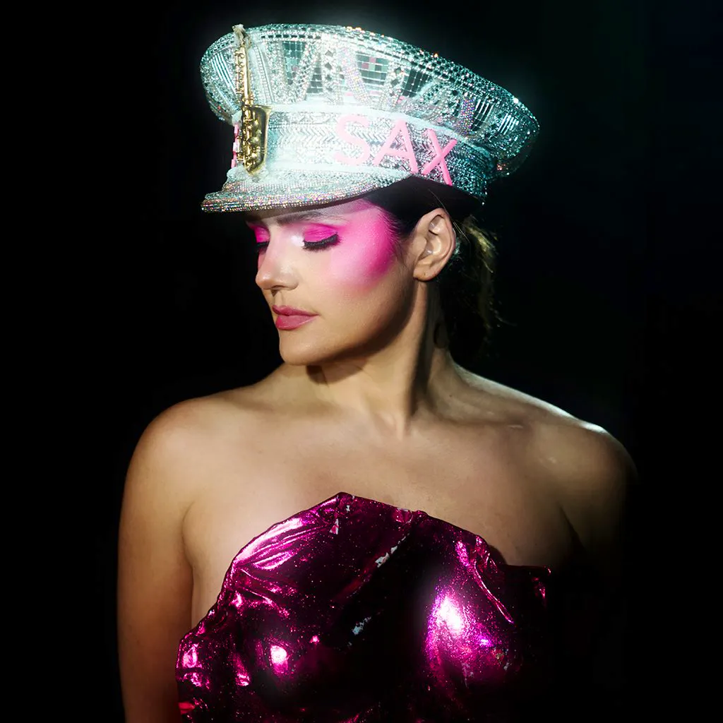 Ellie Sax at The Piece Hall