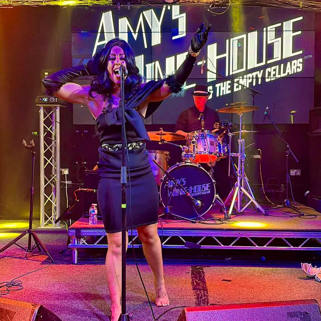 Amy's Wine-house and the Empty Cellars - live at Empire Rochdale at Empire Rochdale