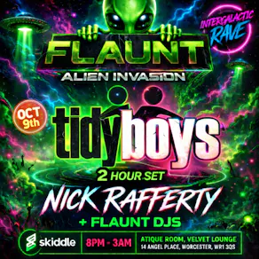 FLAUNT - Alien Invasion With The TIDY BOYS
