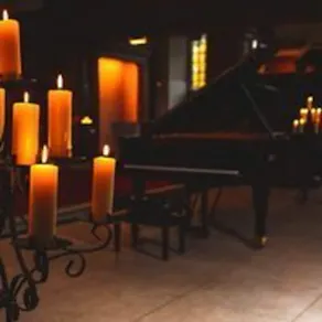 Tchaikovsky Piano Concerto by Candlelight (8pm)
