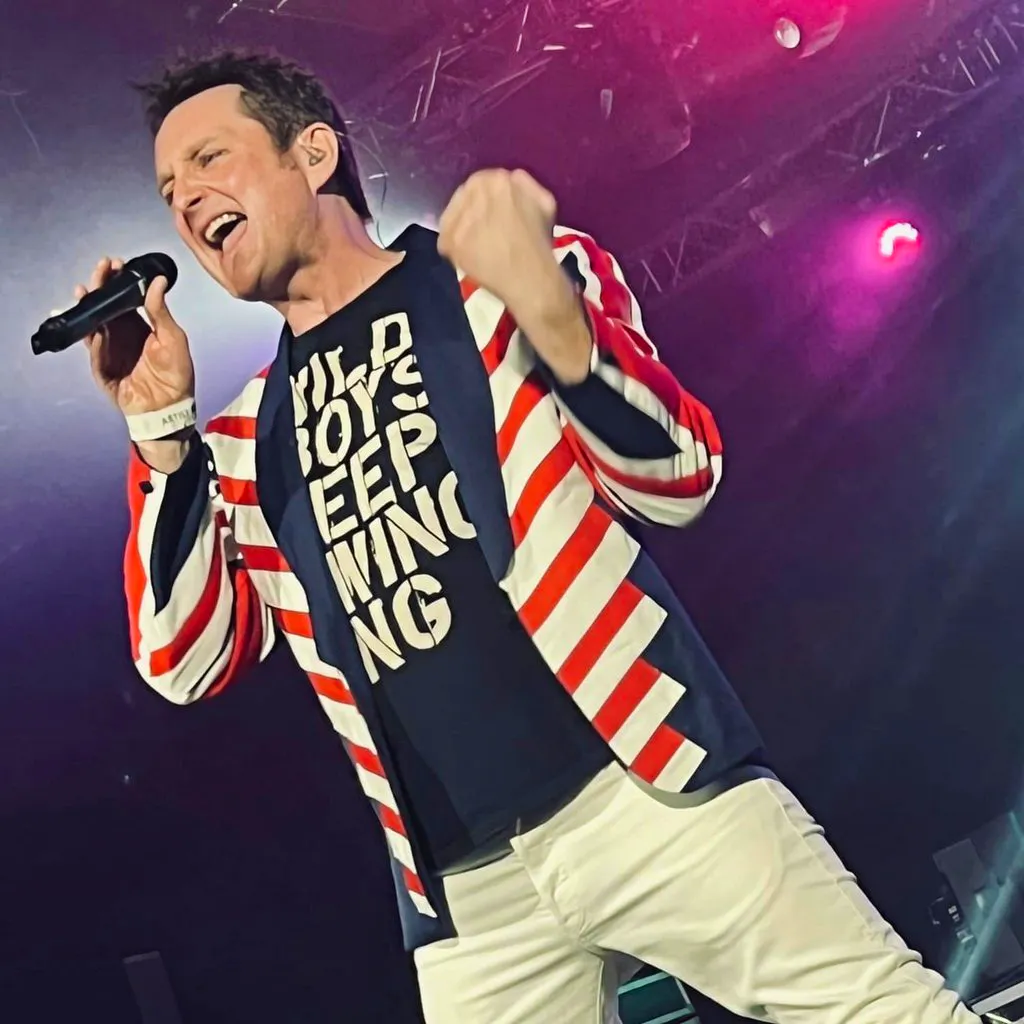 Duran (A Tribute to Duran Duran) Live at The Stirling Castle at The Stirling Castle