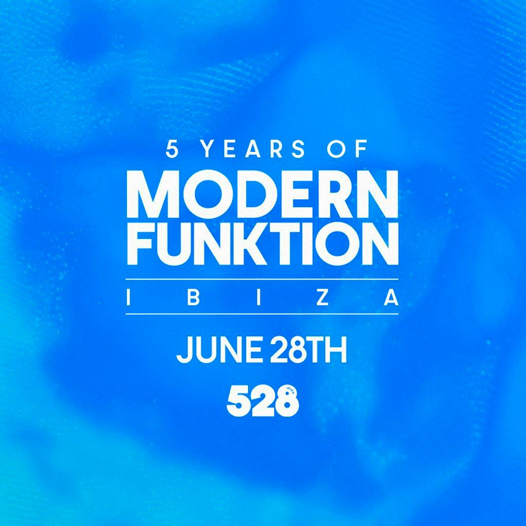 Modern Funktion at 528 Ibiza