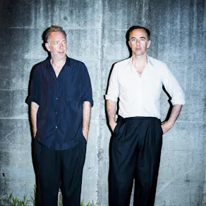 2ManyDJs