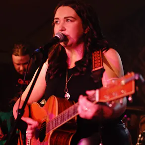 Brid' On The Map - Becky Arundel (band) Live at Stirling Castle