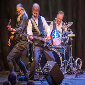 The Searchers and Hollies Experience