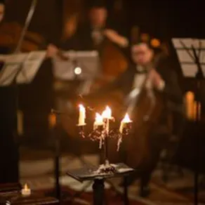 Christmas Classics by Candlelight