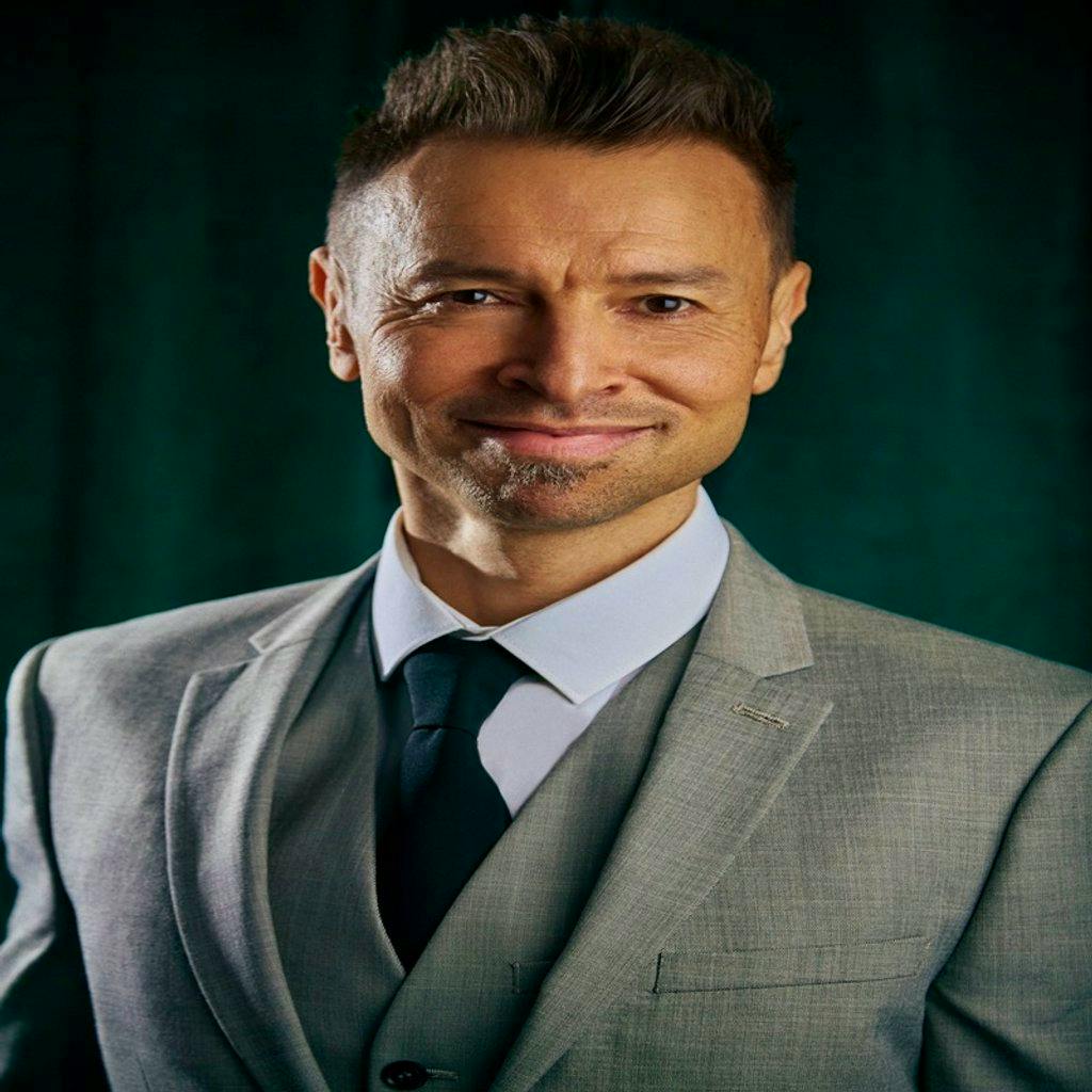 Si Cranstoun at Land Rover Sports And Social Club