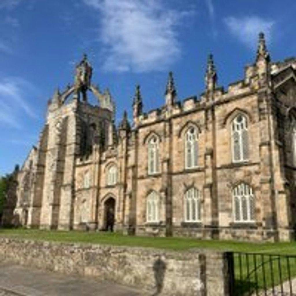 Great Scot Free Walking Tour of Old Aberdeen Mercat Cross Outside