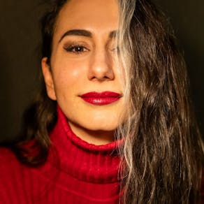 ANTAMA with Hara Ioannidou: Greek Grooves & Christmas Moves!