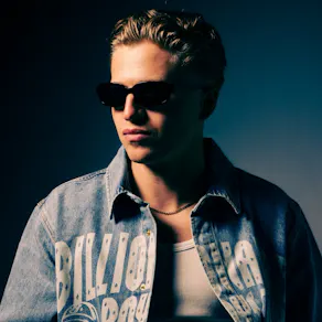Boa Vida Presents: Tommy Phillips