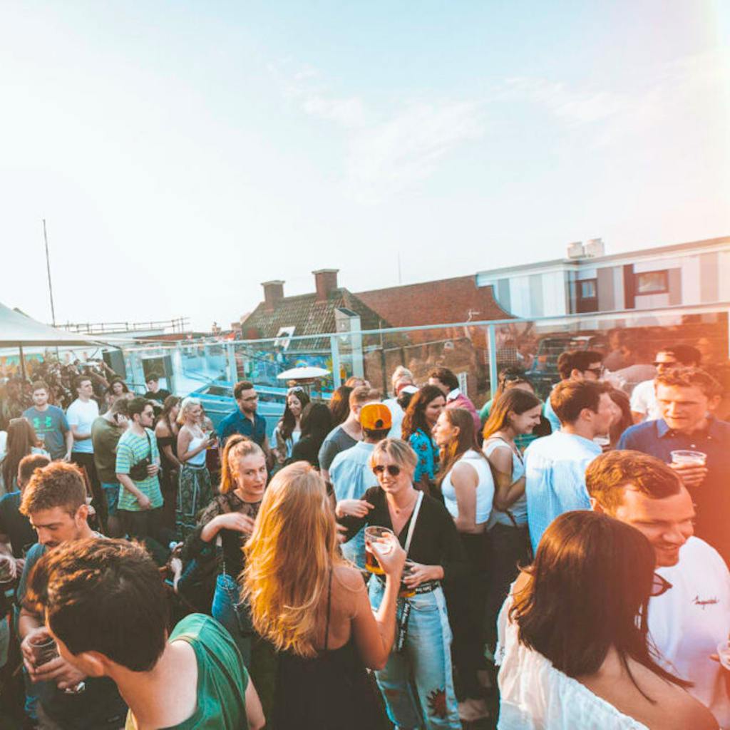 Byday Bynight: Brixton Midsummer Rooftop party w / Hot Toddy | The