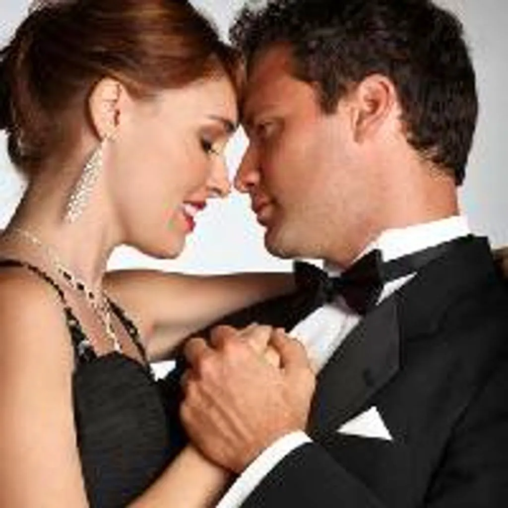 Singles Christmas Black Tie Ball at Brickendon Grange Hotel
