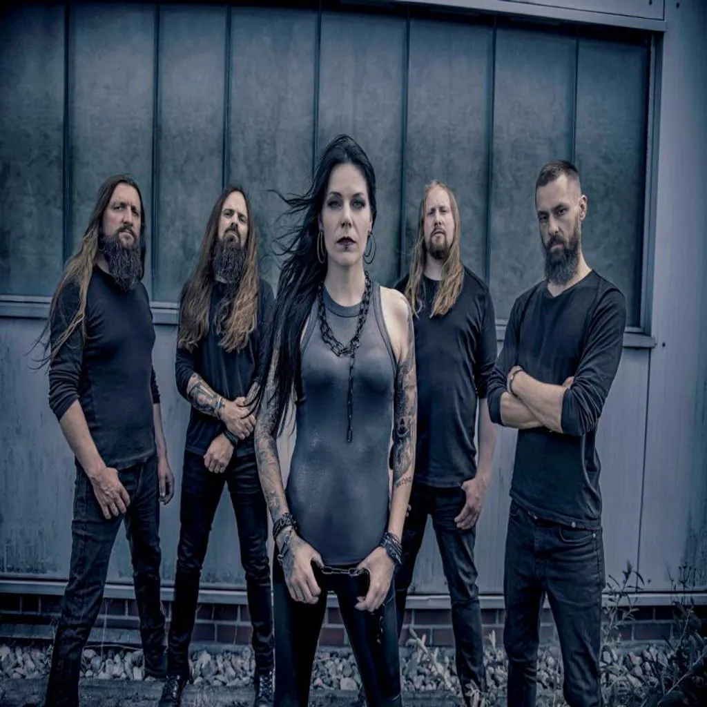 Hiraes at The Black Heart