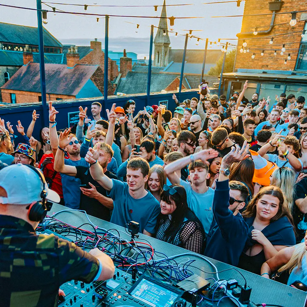 Square One Lincoln: Rooftop Party (dnb/garage/jungle) at Home Lincoln