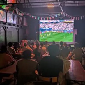England vs Argentina / Tottenham Hale / Free Shot