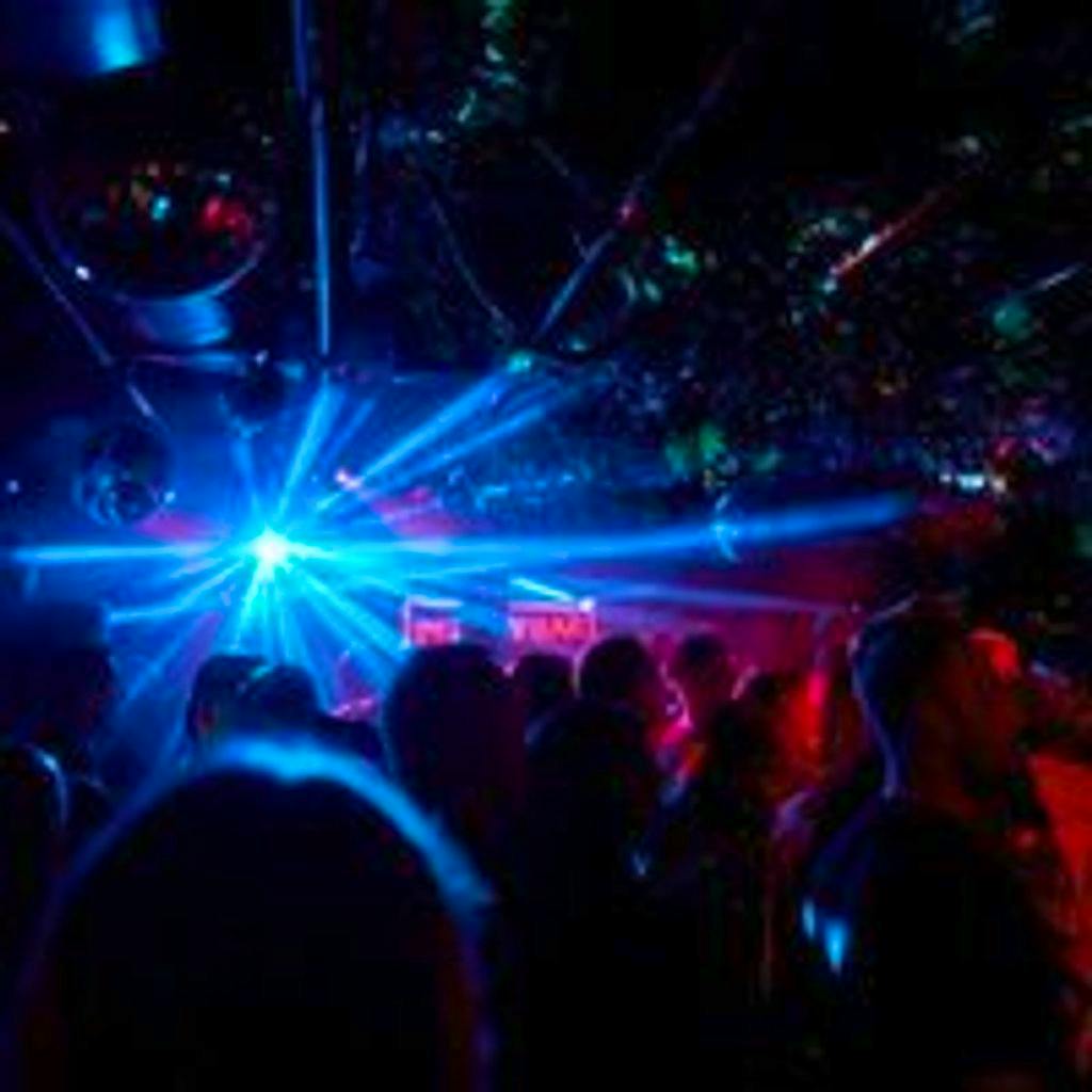 Skyline feat Dmitry Molosh, Cid Inc, Eichenbaum, Peter Makto at Radisson Red