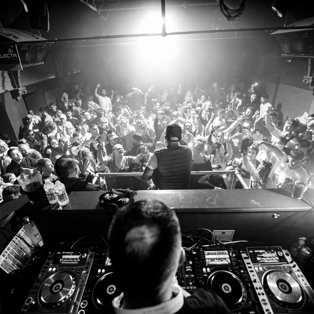 Amplify & Fatman D - Kettering at BAR SEVEN