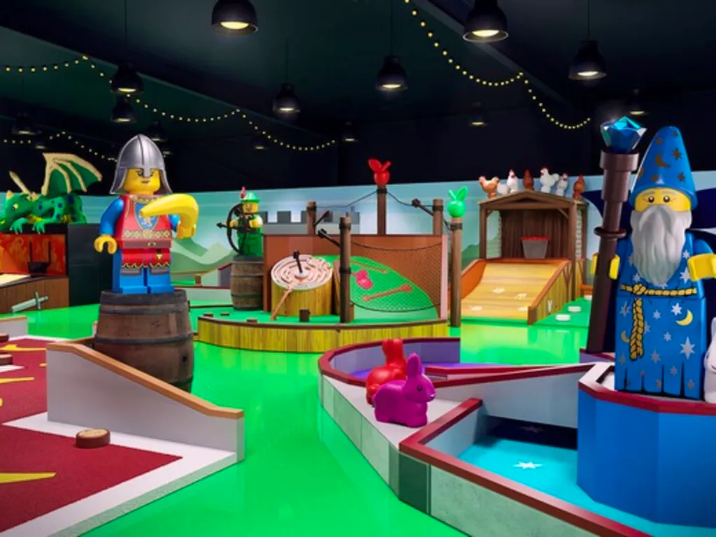 Legoland Windsor Resort - Adventure Golf at Legoland Windsor Resort Hotel