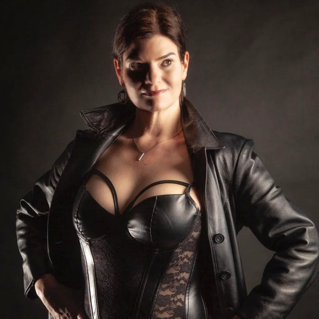 Melissa Todd: Gag Writer at Canalhouse Bar