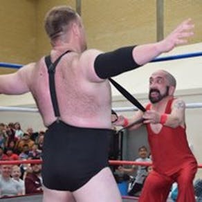 Rumble Wrestling returns to Ashford - with 3ft 2in Little Legs