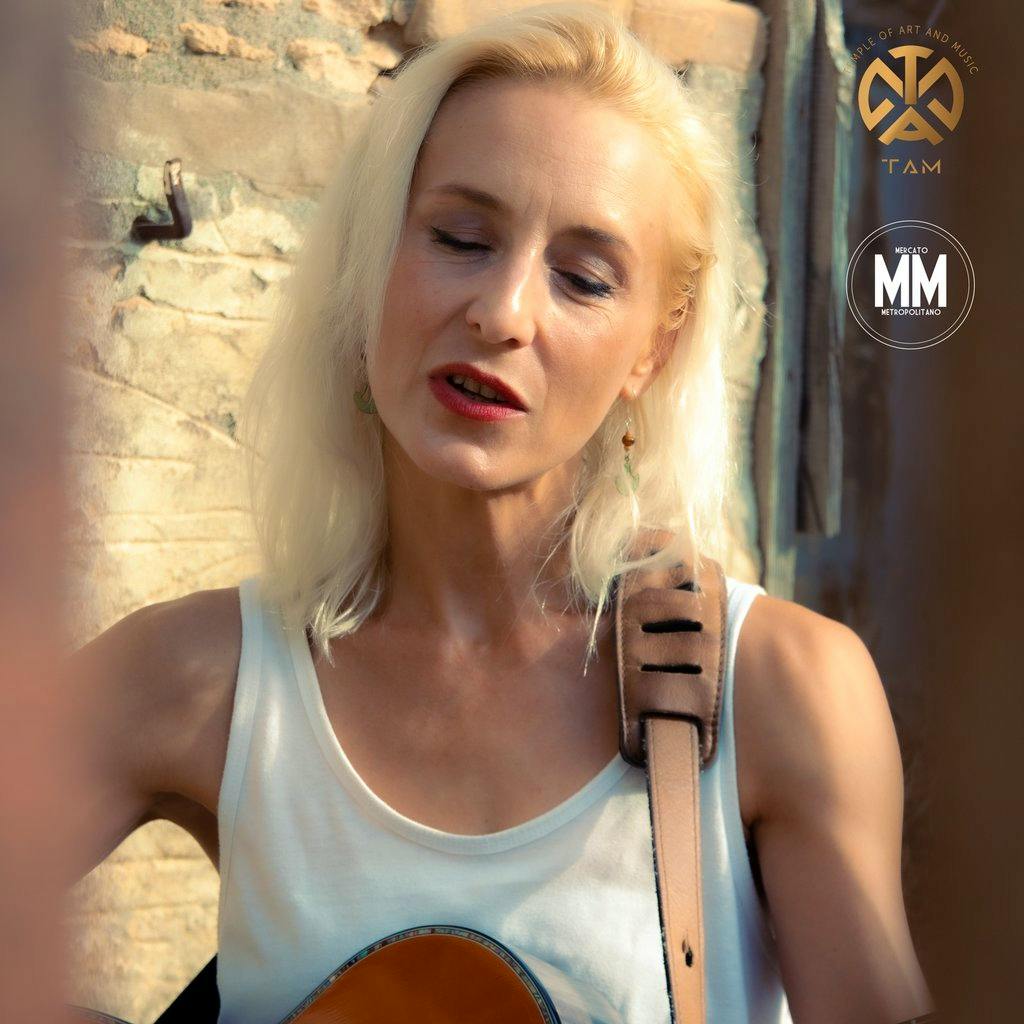 Reviews: Anna Scott Live + Open Mic | TAM's Vineyard And Jazz Club London | Mon 7th November 2022