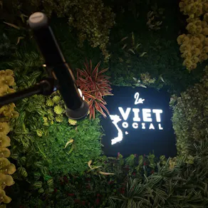Le Viet Sessions: Thursday Open Mic