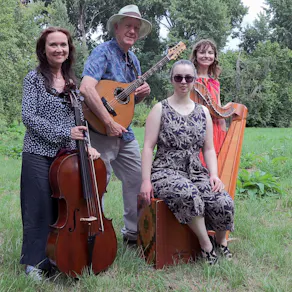 Moonrakers Picnic Concert
