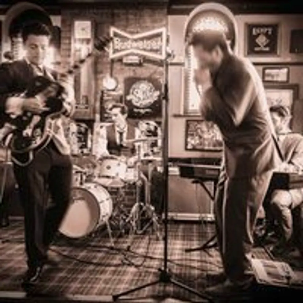 The King Bees - Live @ Billy's at Billy Bootleggers