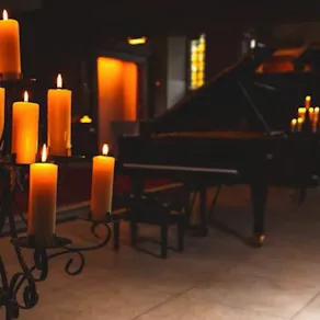 Chopin & Champagne by Candlelight