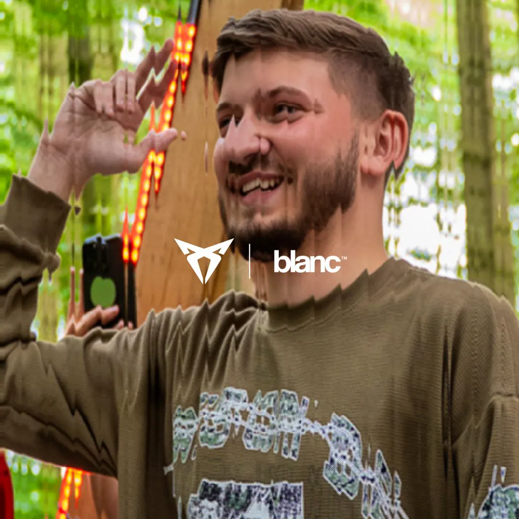CUPRA FM x BLANC: I CAN MAKE YOU (FEEL GOOD) - POP UP at Cupra City Garage