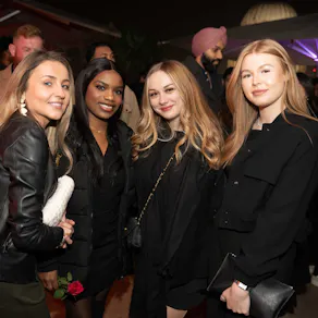 Rooftop Singles Party @ Madison (Ages 21-45)