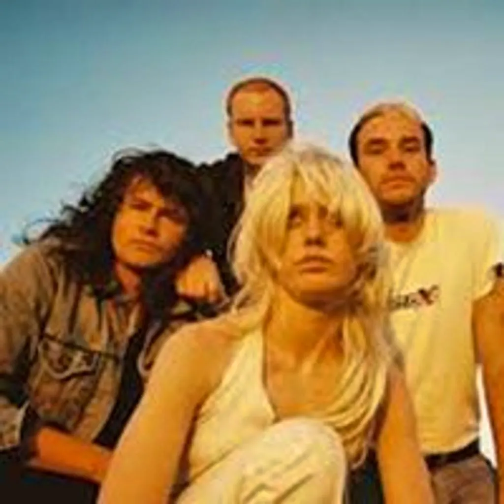 Amyl and The Sniffers at National Museum Of Ireland, Collins Barracks