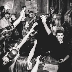 Sounds Familiar Music Quiz - West End Saturday Nights
