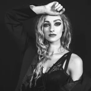 Rachelle Rhienne