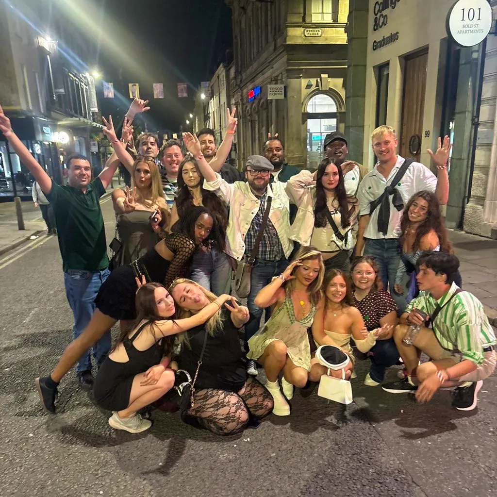 Bank Holiday Pub Crawl - Meet New People! at Head Of Steam