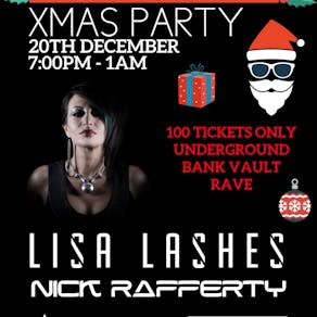 FLAUNT XMAS Party with LISA LASHES