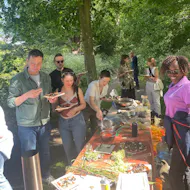 Wild Food & Fungi Forage for Nepalese Momo at Hackney Marshes