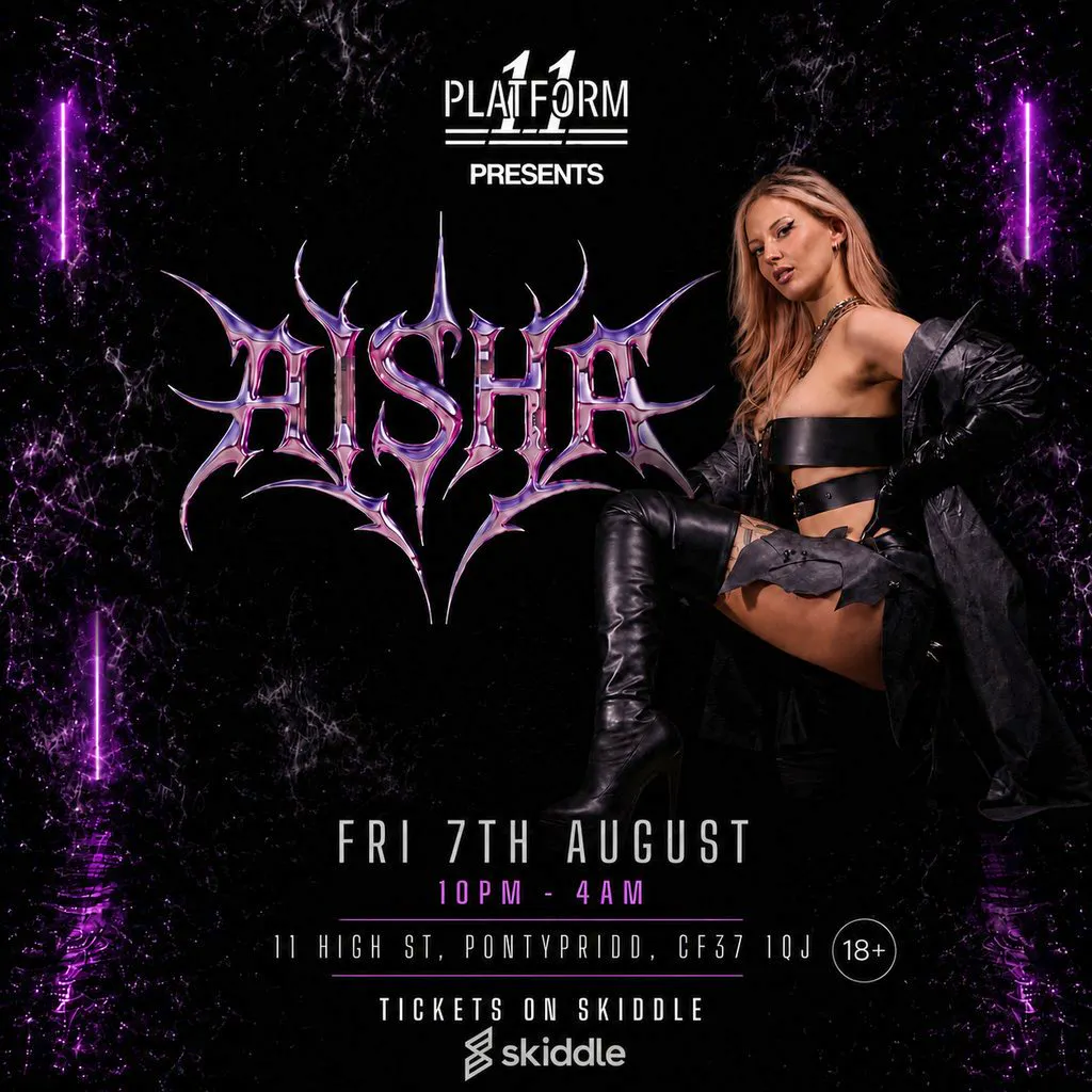 Aisha at Platform 11