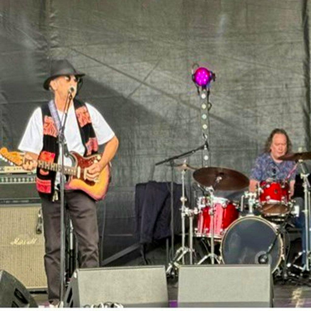 One More Mile - Live @ Billy's at Billy Bootleggers Nottingham