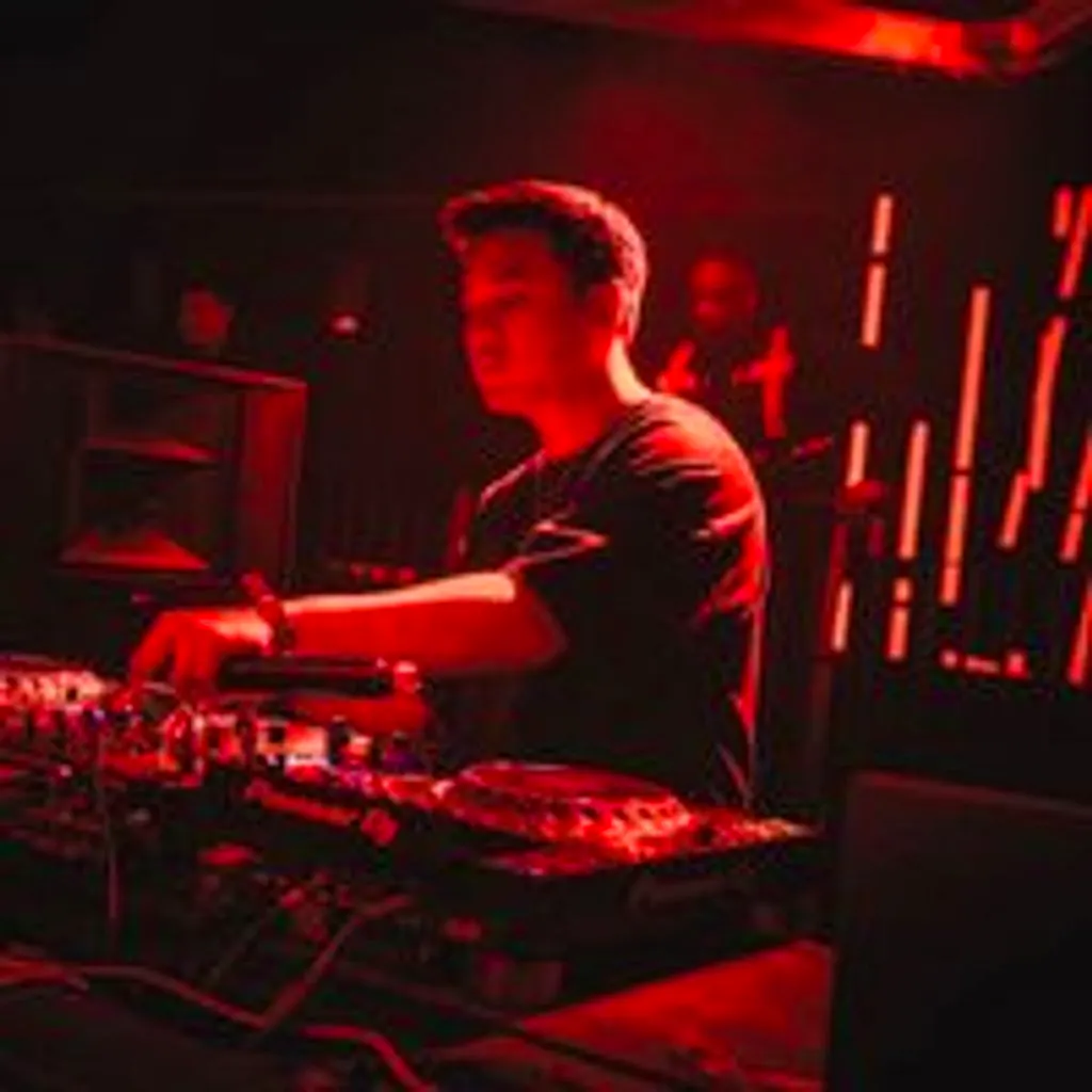 Milkshake, Ministry of Sound ft Kenny Allstar at Ministry Of Sound