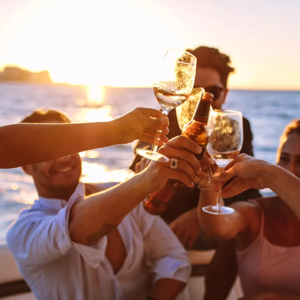 The Original Dating Early Summer Boat Party at The Golden Flame Boat