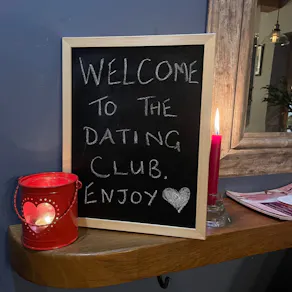 The Dating Club Singles Night Quiz