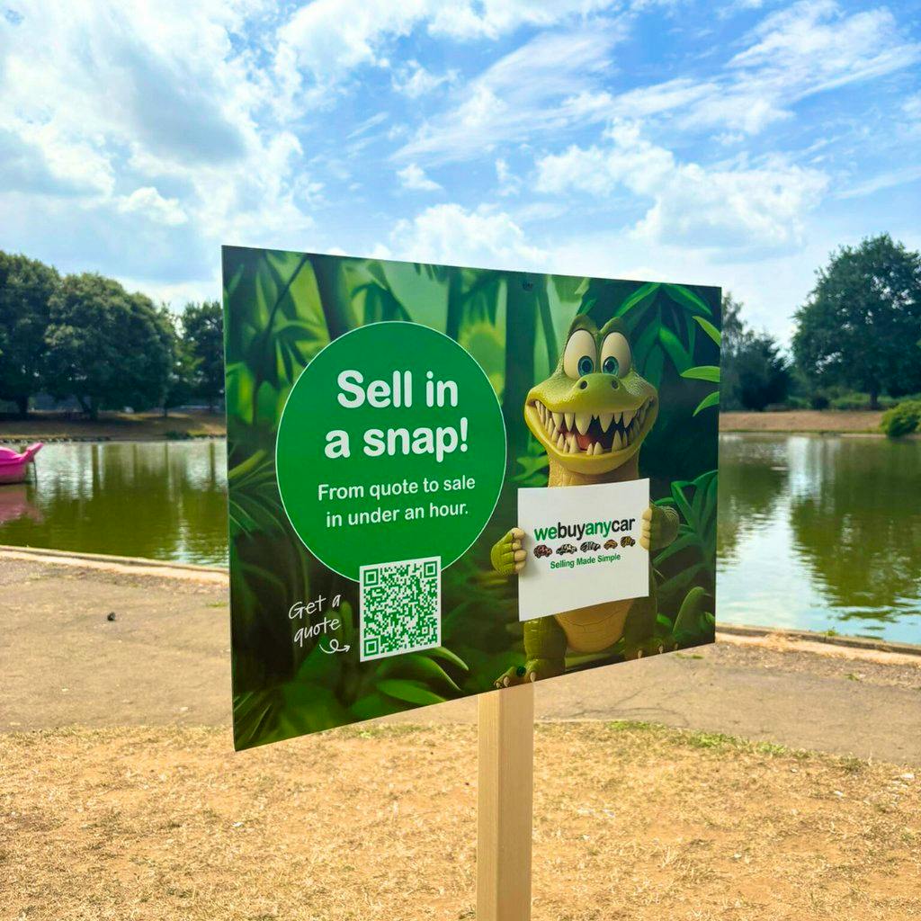 Webuyanycar invites families for one last summer adventure at Woburn Safari Park