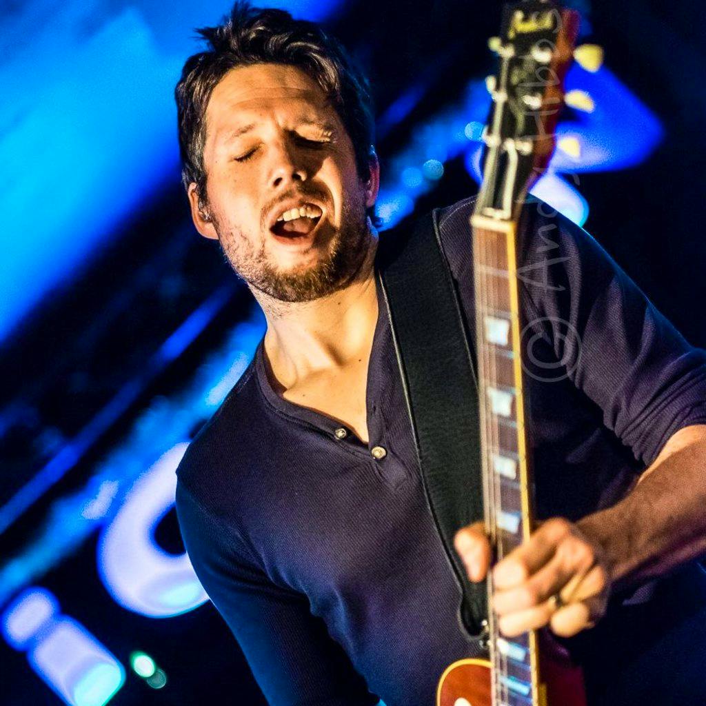 Aynsley Lister + Support at The Caves