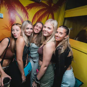 Milkshake - Summer Closing Rooftop Party