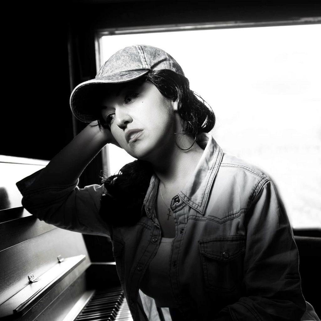 Open Mic by Michelle Elli at Bluedog